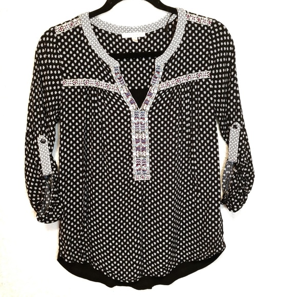 Skies Are Blue | Embroidered Boho Blouse - Picture 1 of 4